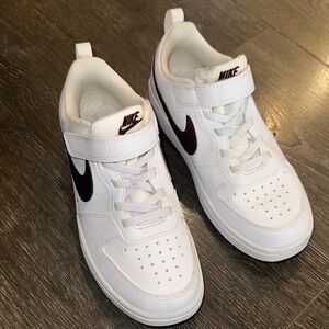 Nike Kids White and Maroon Sneakers